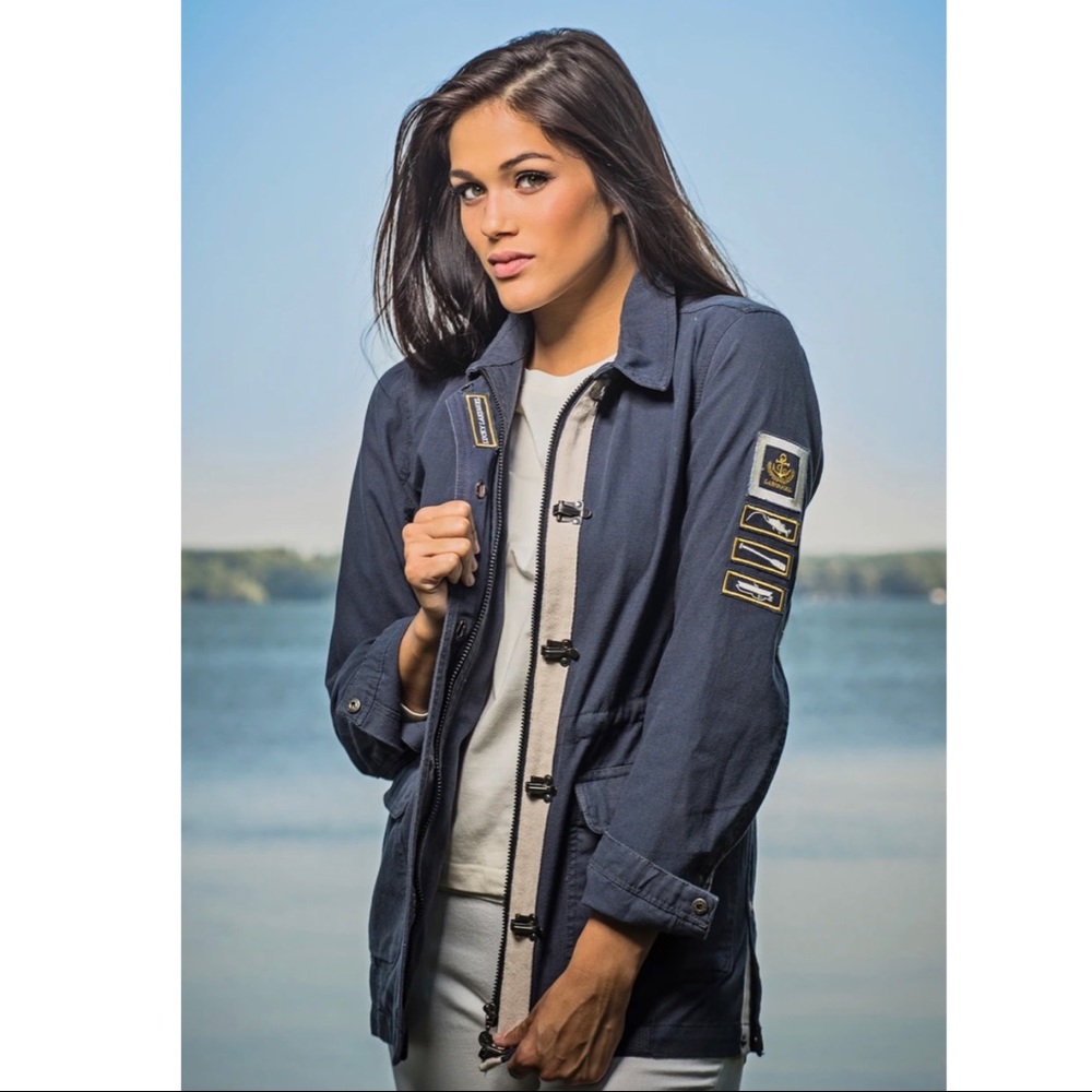 Lakegirl deck coat size large blue new